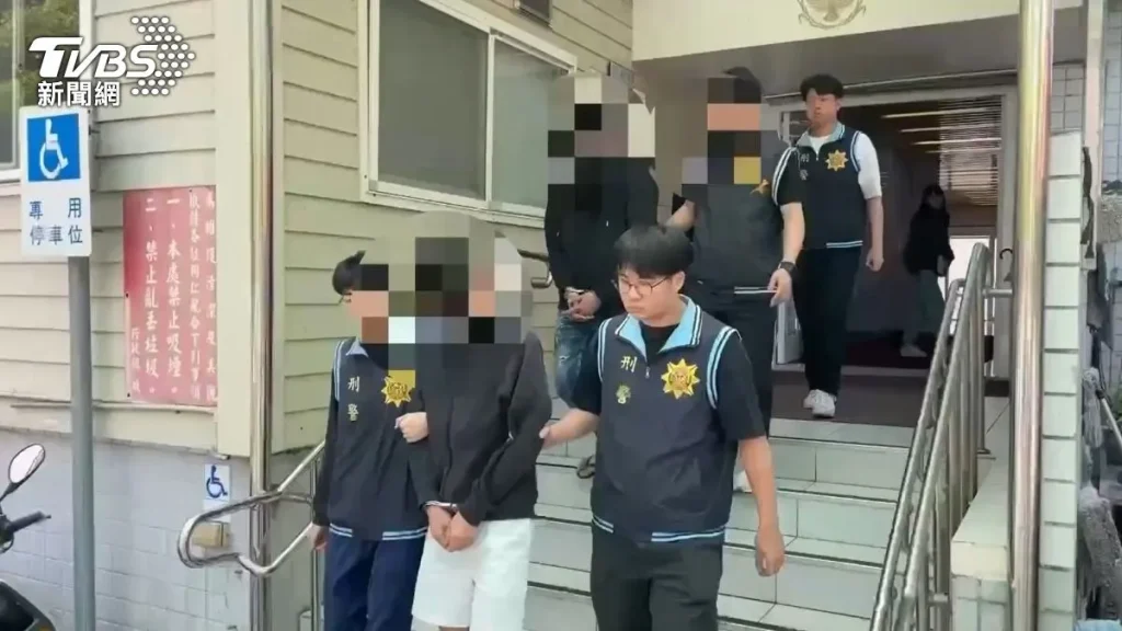 警方將擄人勒贖的林嫌等3人移送法辦。（圖／TVBS）